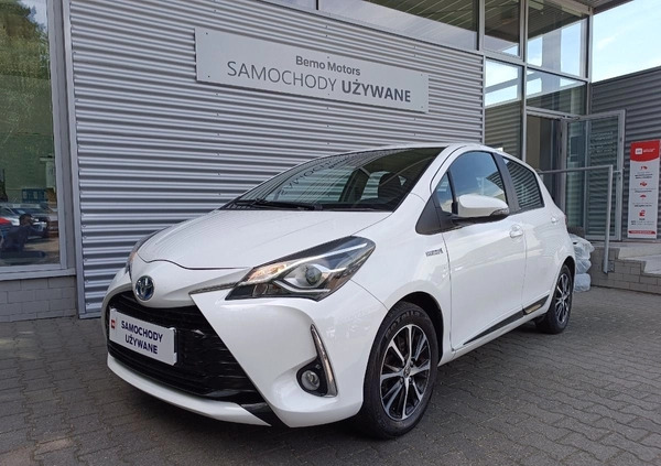 Toyota Yaris cena 59900 przebieg: 94243, rok produkcji 2018 z Poznań małe 466